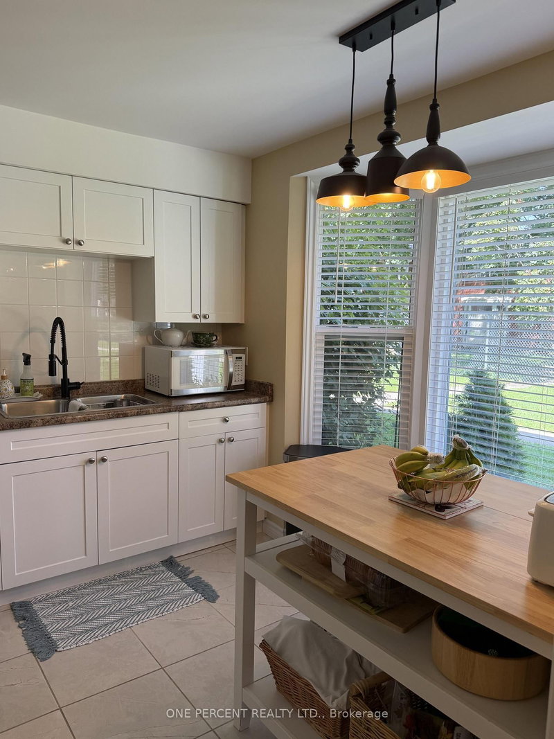 48 Arbour Glen Crescent