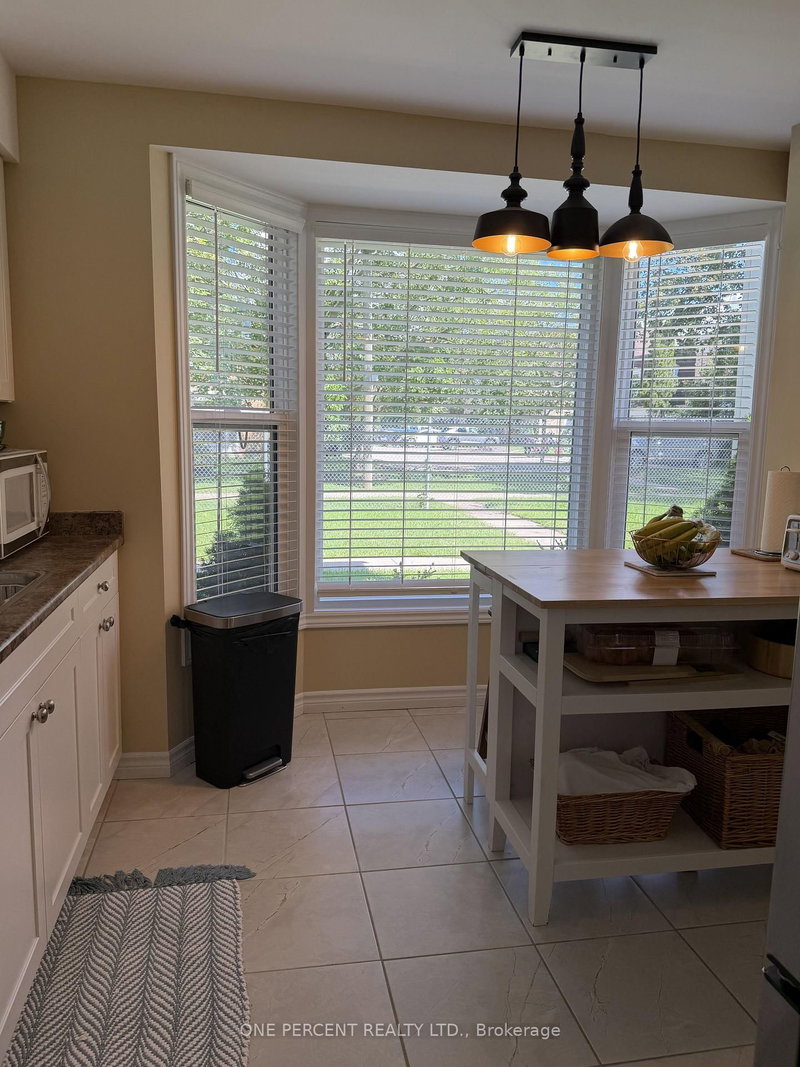 48 Arbour Glen Crescent