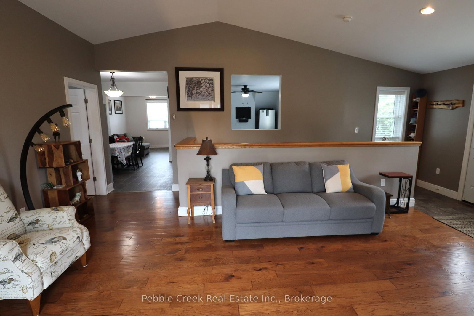 206 Picton Street E • Goderich, ON photo 11