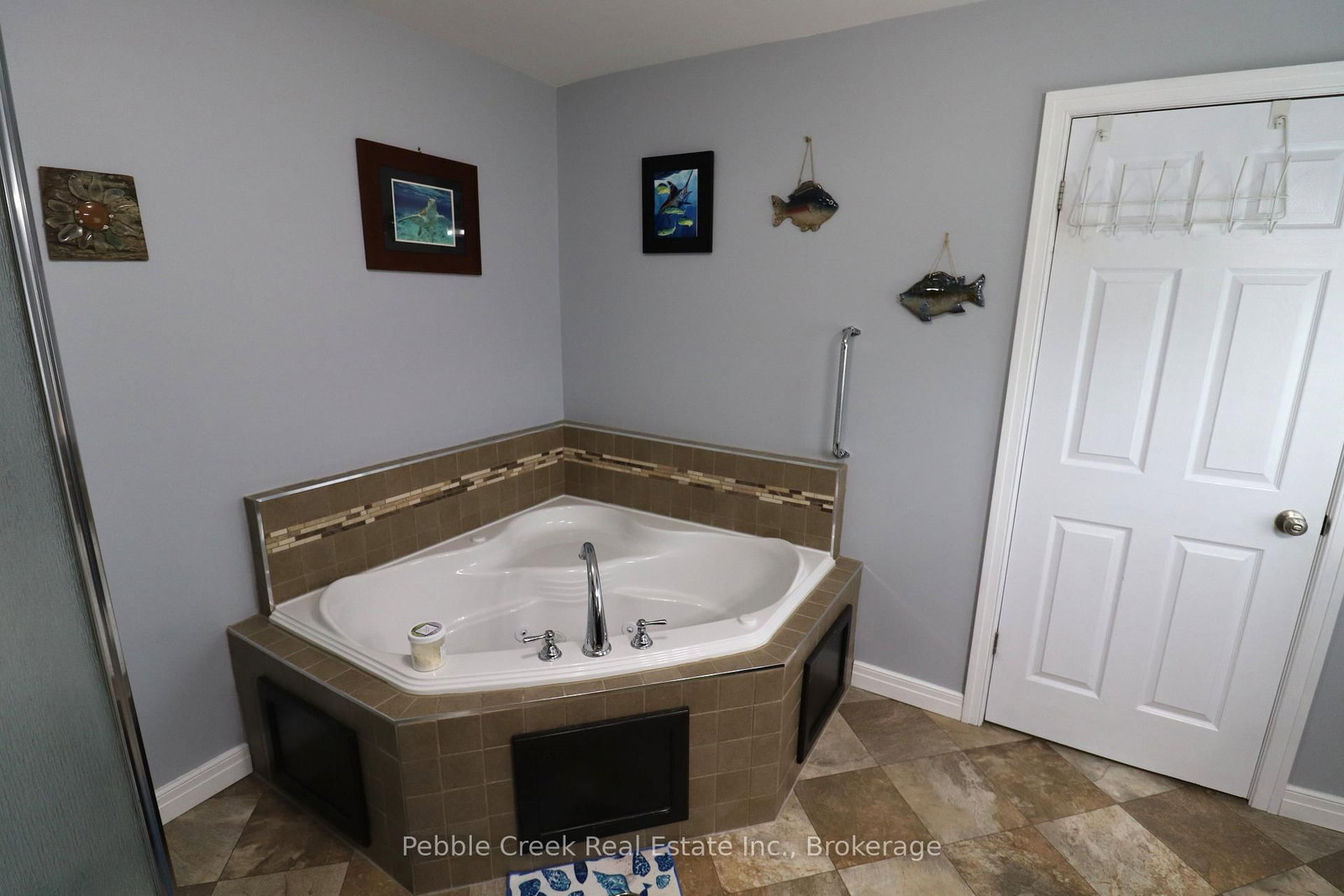 206 Picton Street E • Goderich, ON photo 26