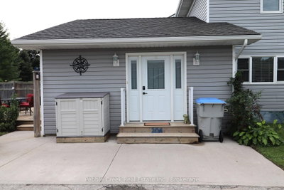 206 Picton Street E • Goderich, ON photo 5