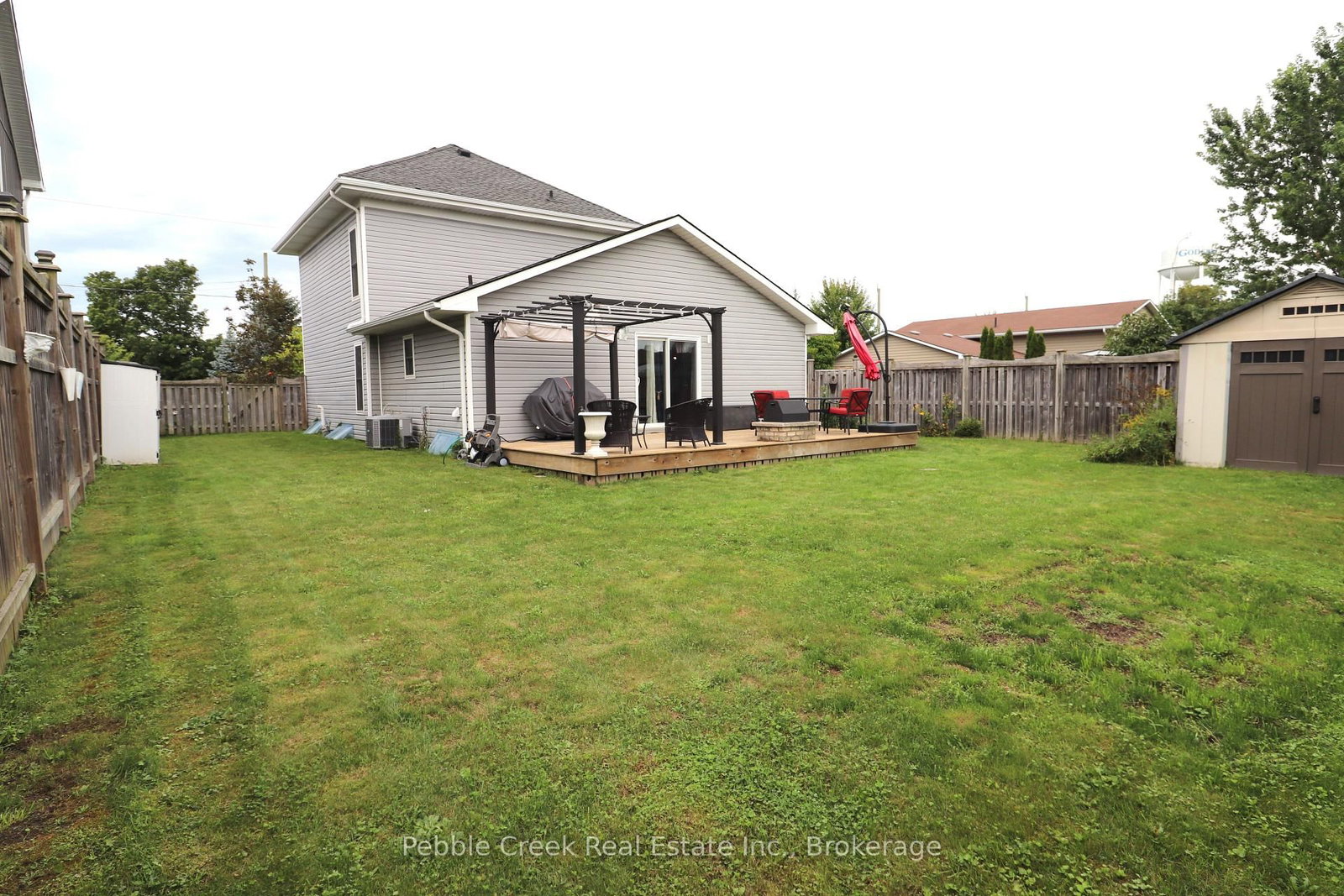 206 Picton Street E • Goderich, ON photo 50
