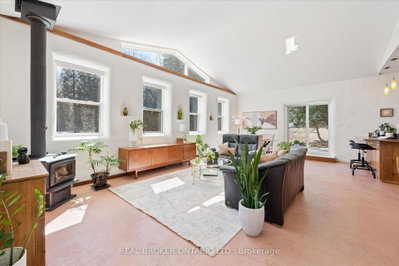 5578 11th Line • Minto, ON photo 2