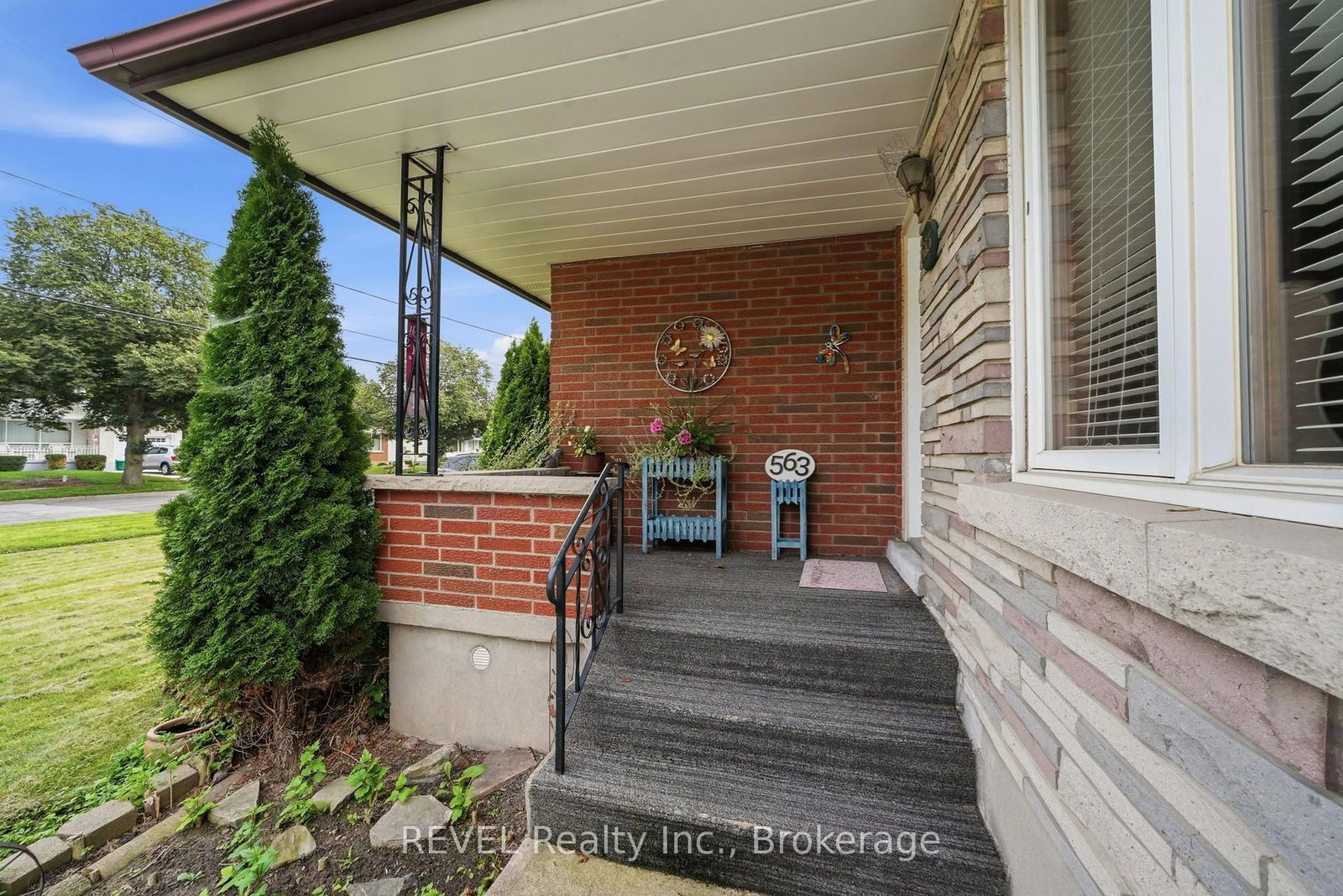 563 Bunting Road • St. Catharines, ON photo 5