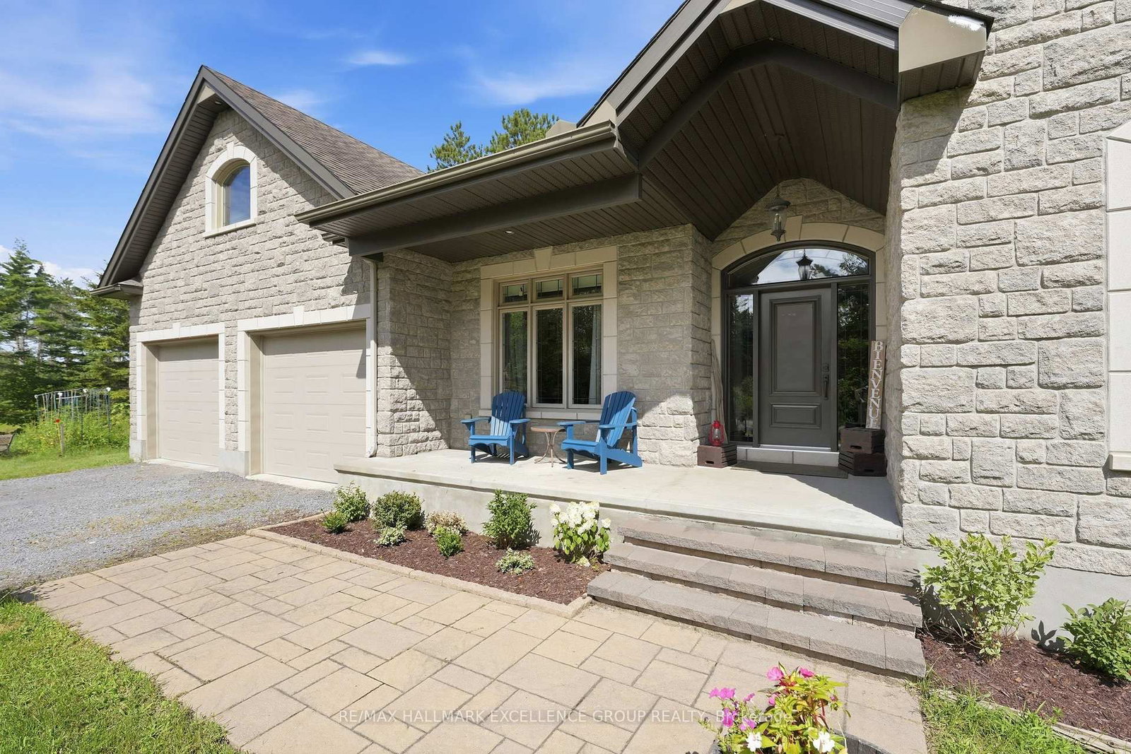 1363 Du Golf Road • Clarence-Rockland, ON photo 3