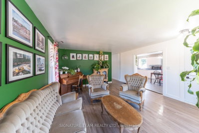 10 Selkirk Street • Petawawa, ON photo 5