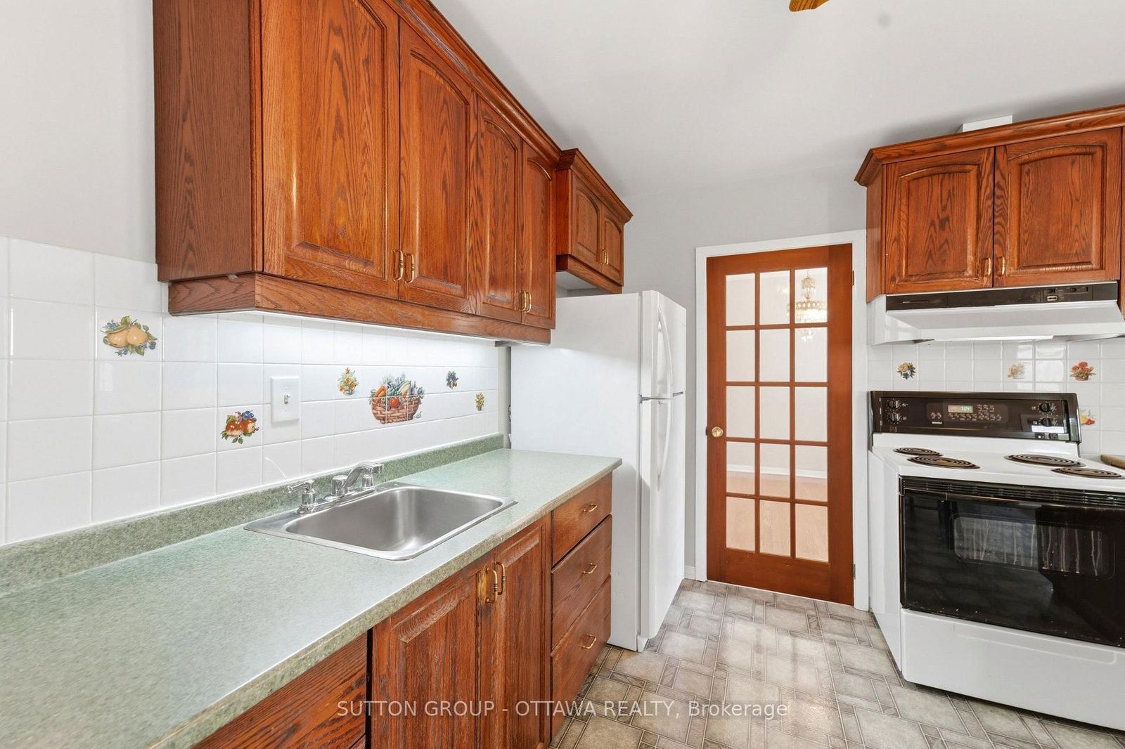 1981 Bel-Air Drive • Ottawa, ON photo 12
