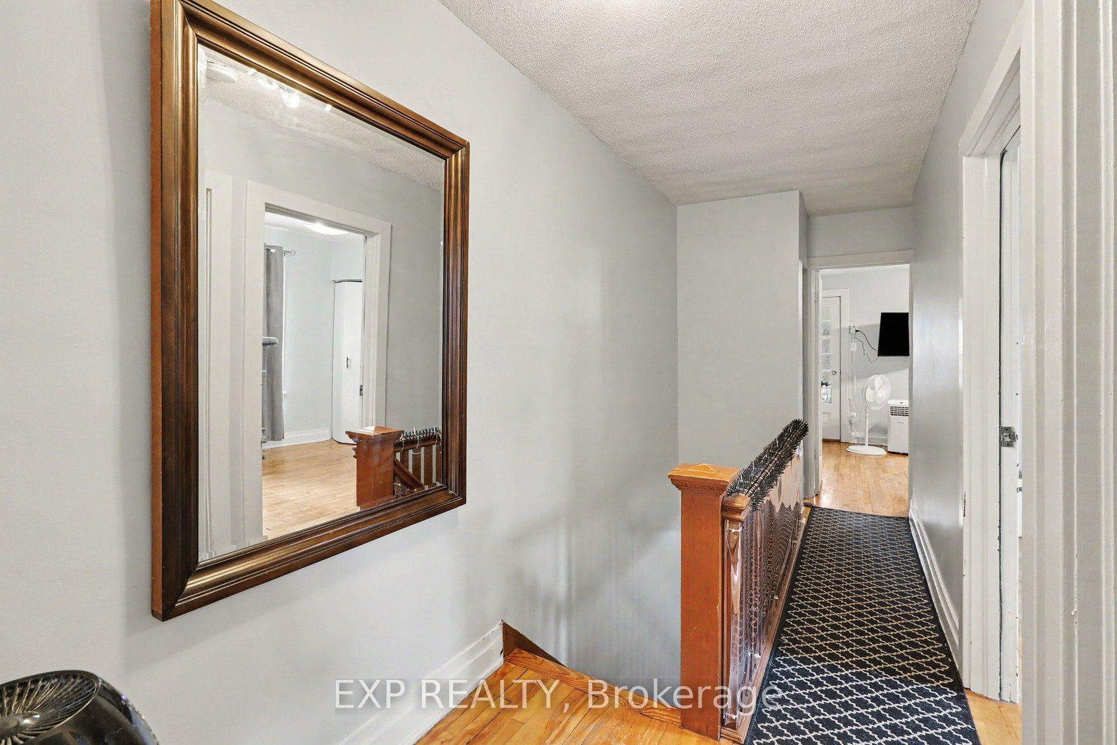 109 Hopewell Avenue • Ottawa, ON photo 15