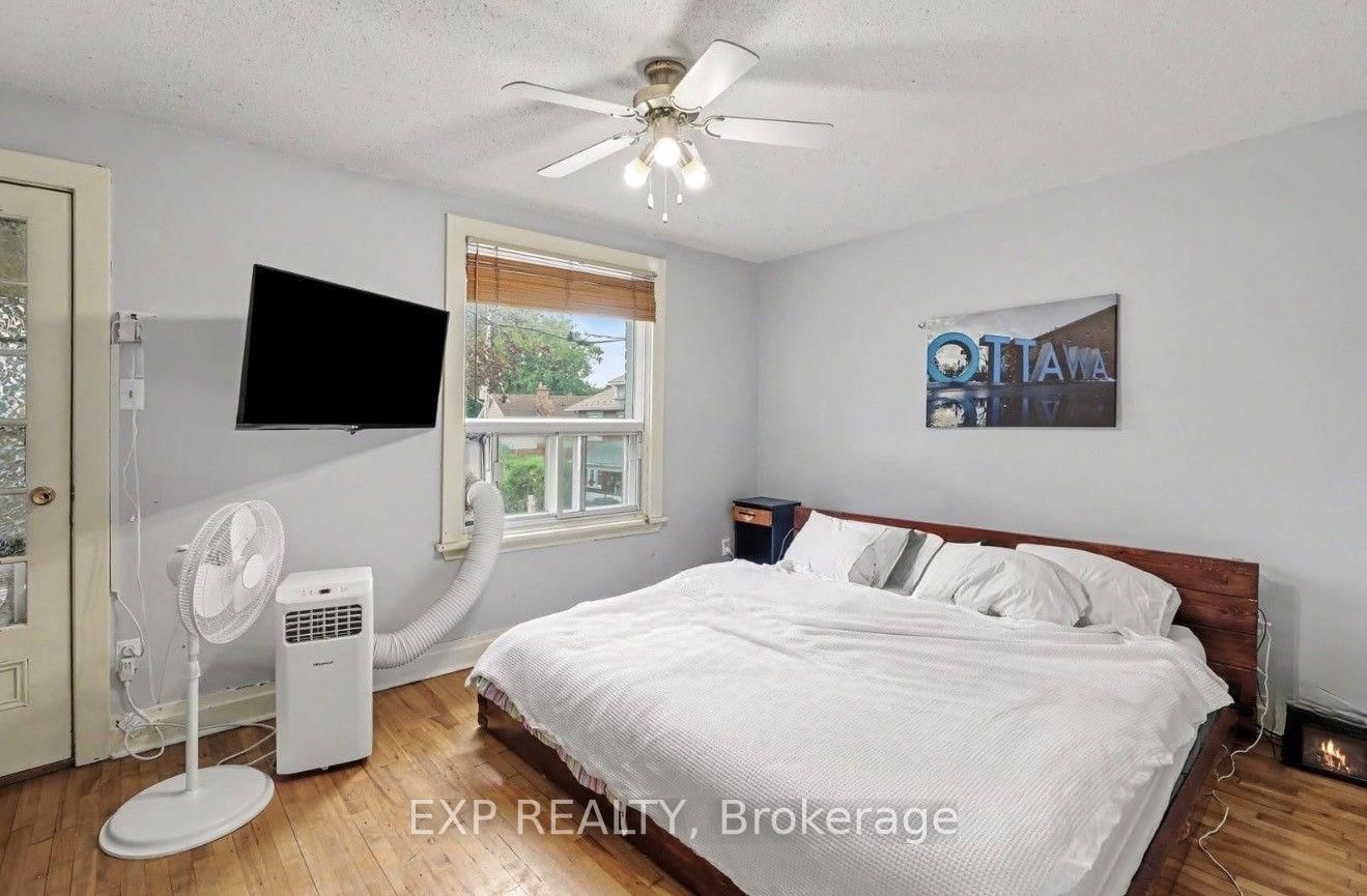 109 Hopewell Avenue • Ottawa, ON photo 16