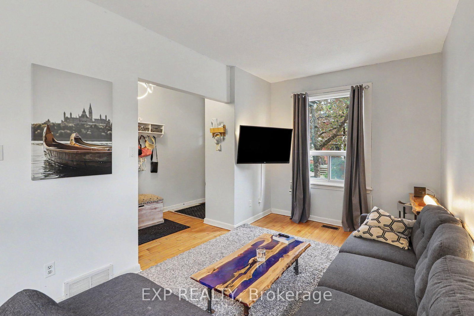109 Hopewell Avenue • Ottawa, ON photo 6