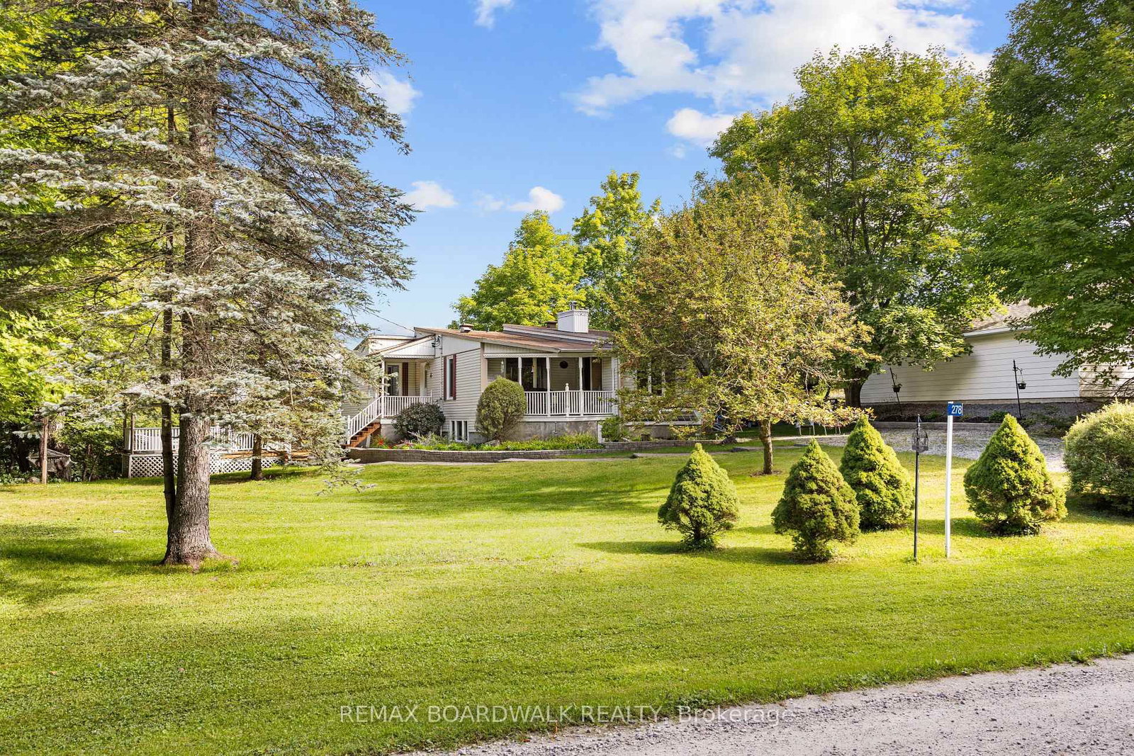 278 Lakeland Lane • Clayton, ON photo 2