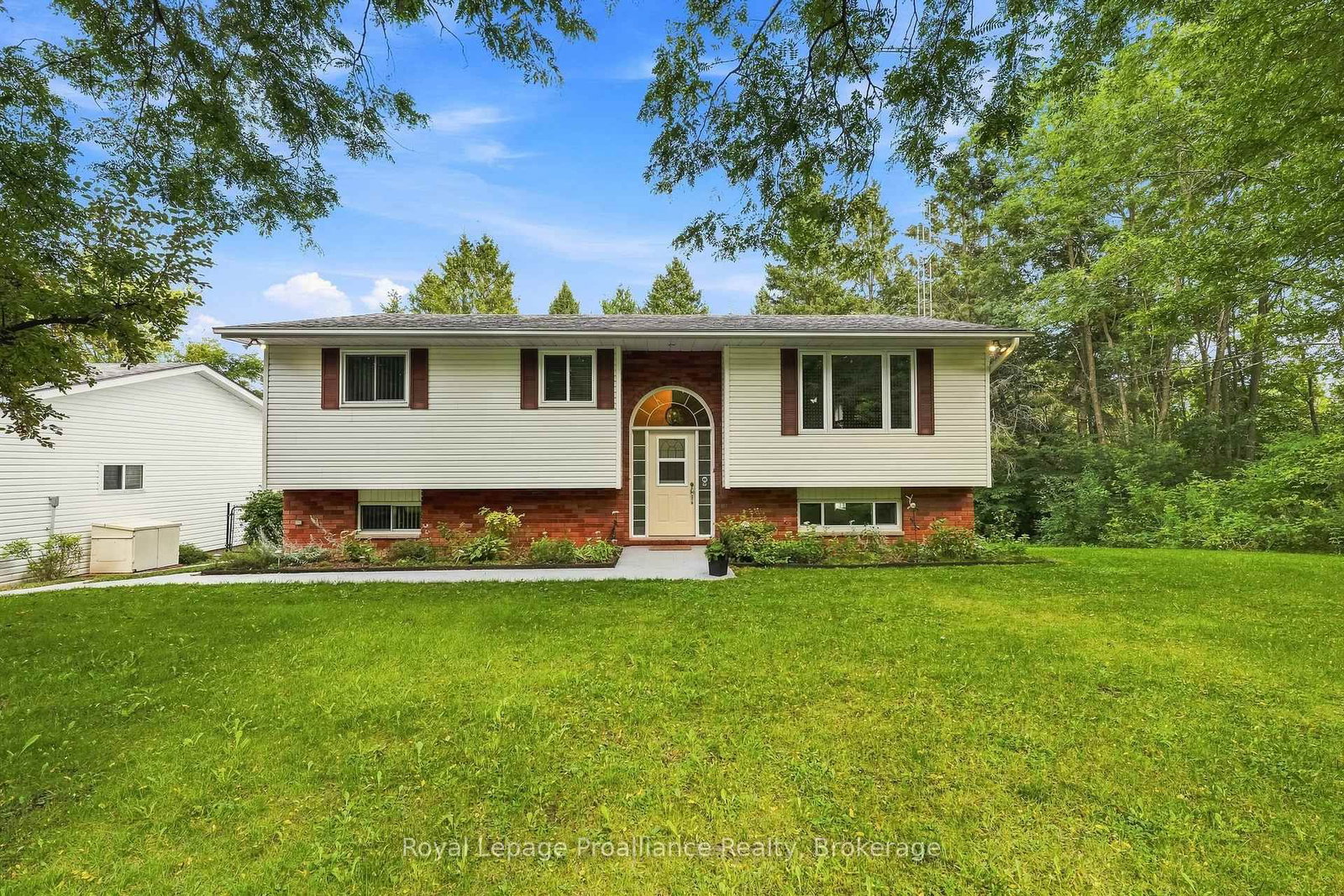 1528 Pinewood School Road • Brighton, ON photo 5