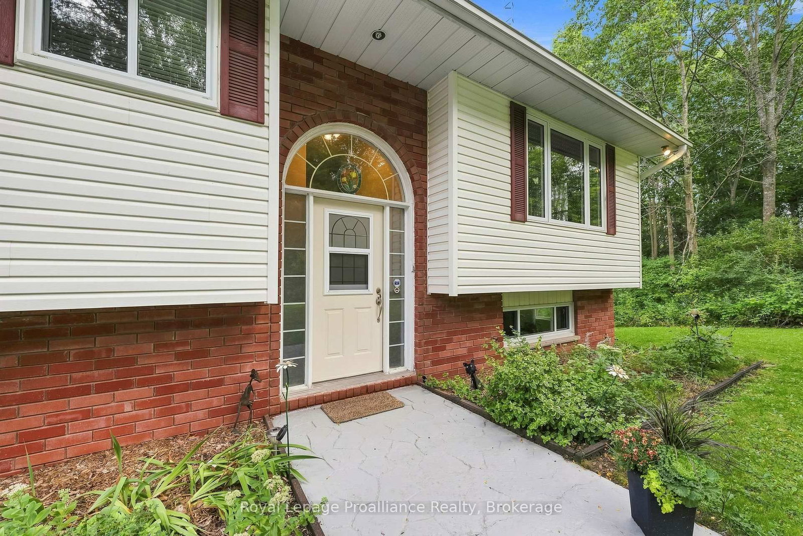 1528 Pinewood School Road • Brighton, ON photo 6