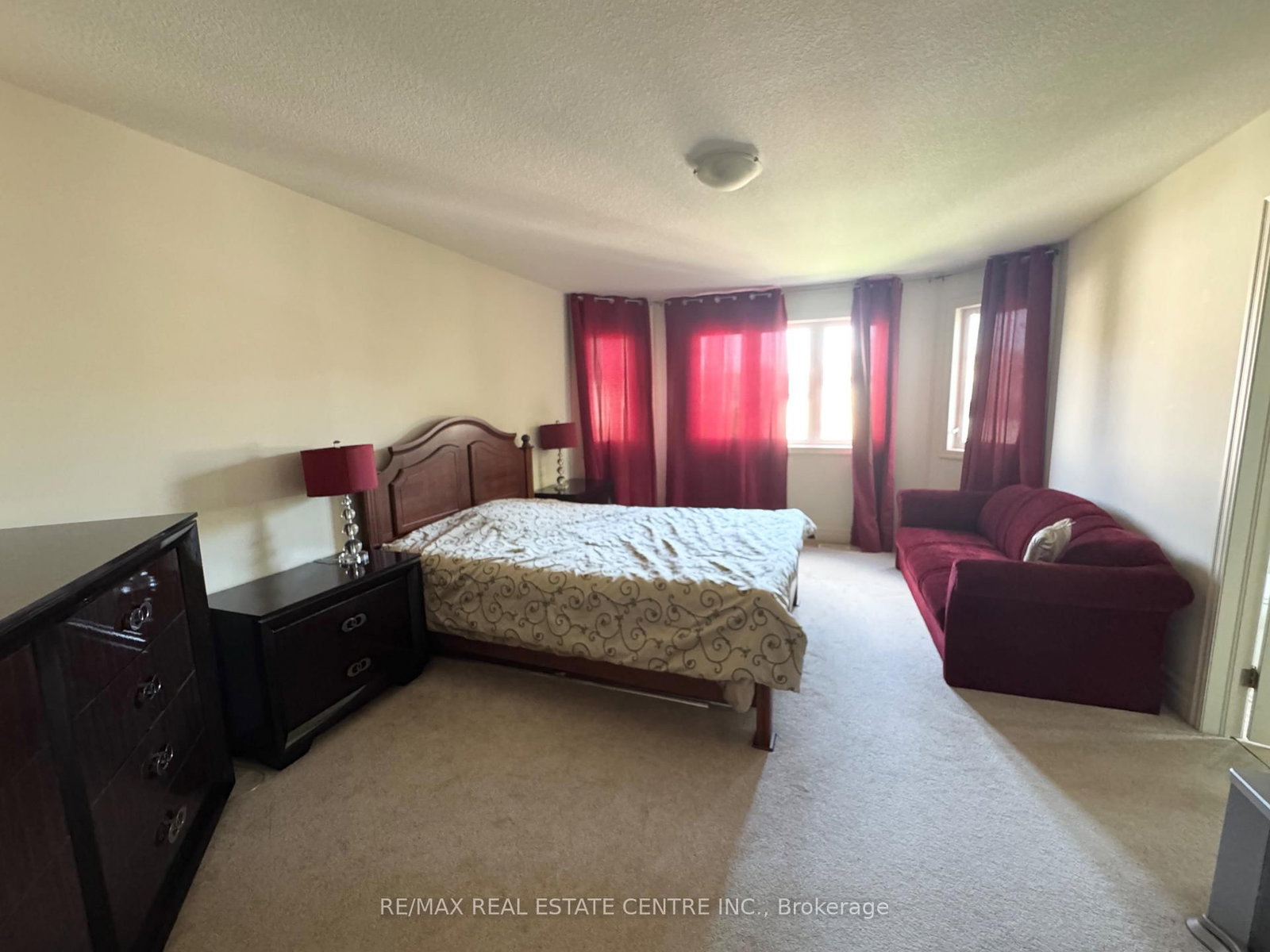 32 Hodgson Drive • Guelph, ON photo 16
