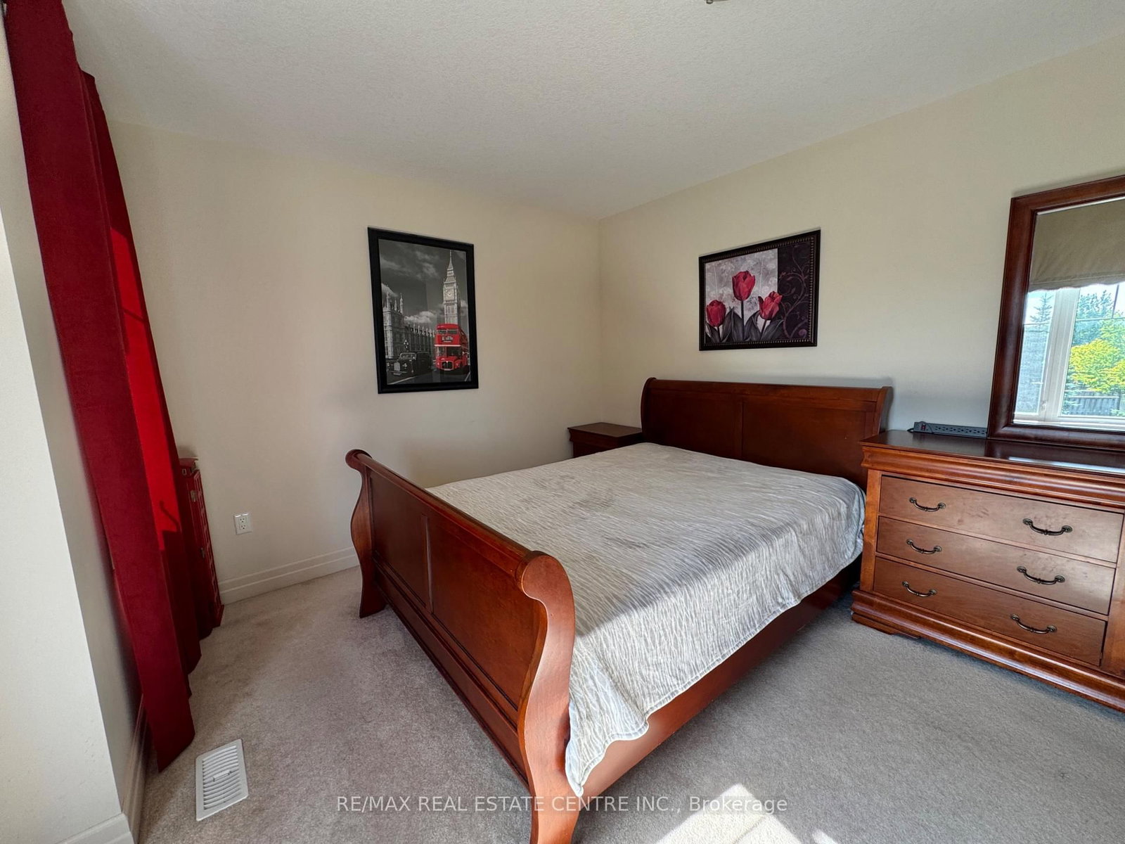 32 Hodgson Drive • Guelph, ON photo 21