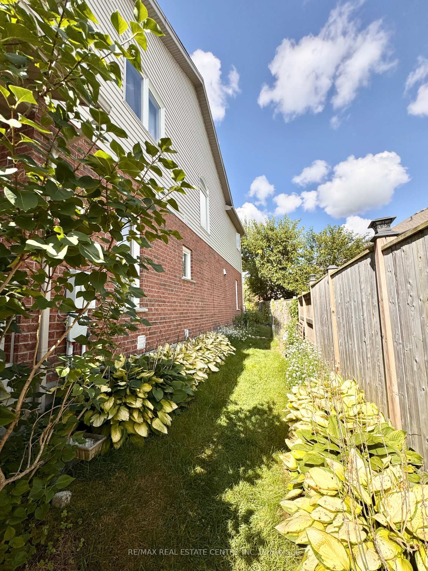 32 Hodgson Drive • Guelph, ON photo 28
