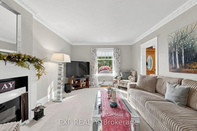 28 Simcoe Street • Kawartha Lakes, ON photo 5