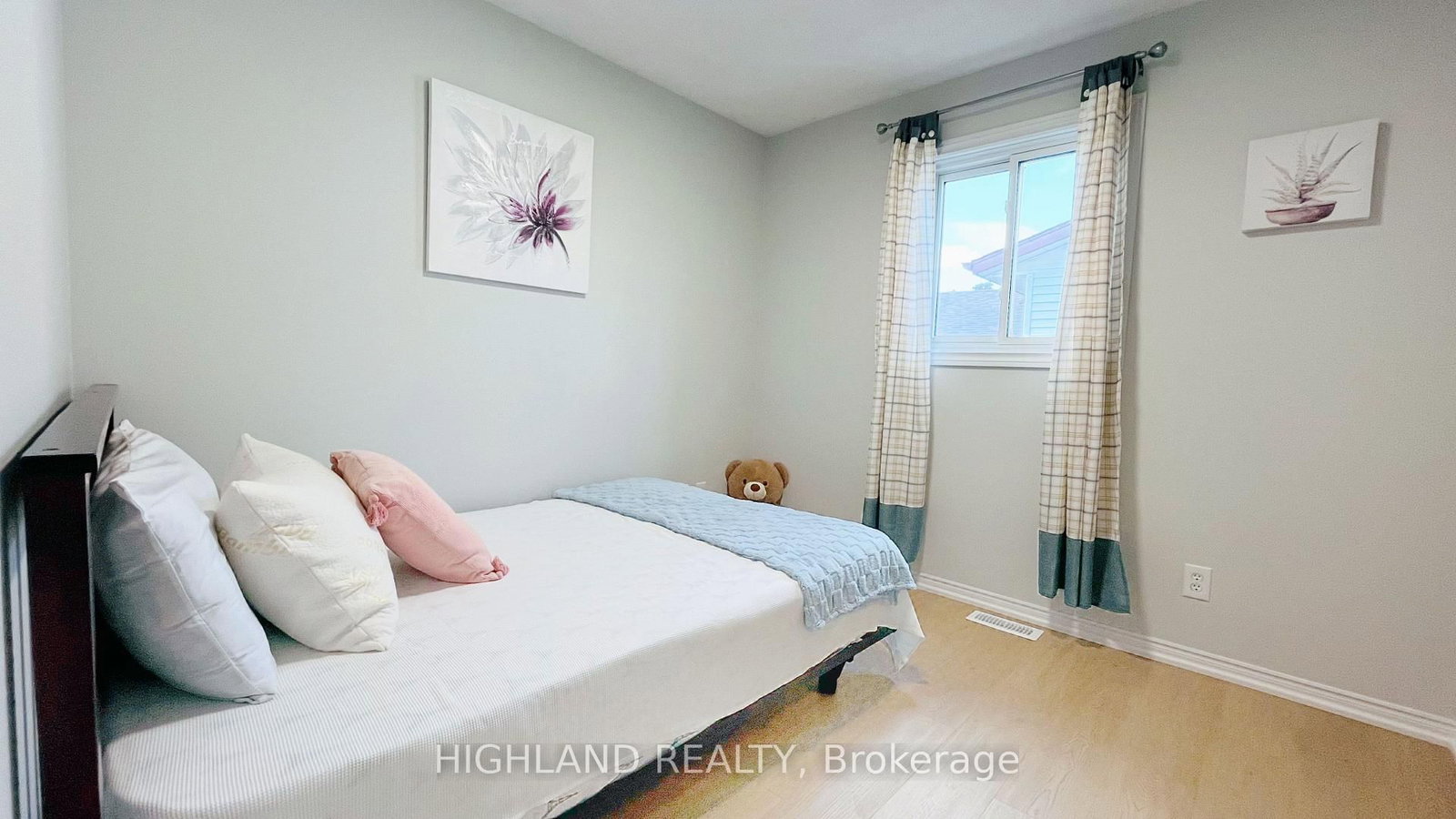 182 Foxhunt Road • Waterloo, ON photo 16