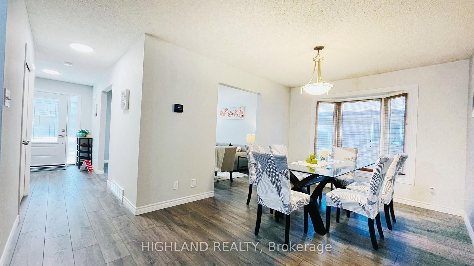 182 Foxhunt Road • Waterloo, ON photo 4