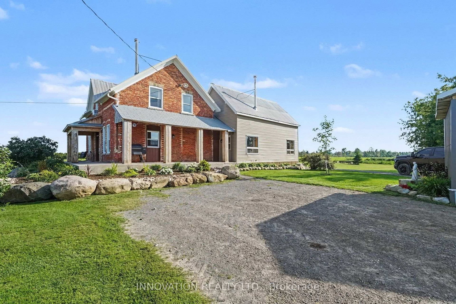 649 Upper Dwyer Hill Road • Almonte, ON photo 2