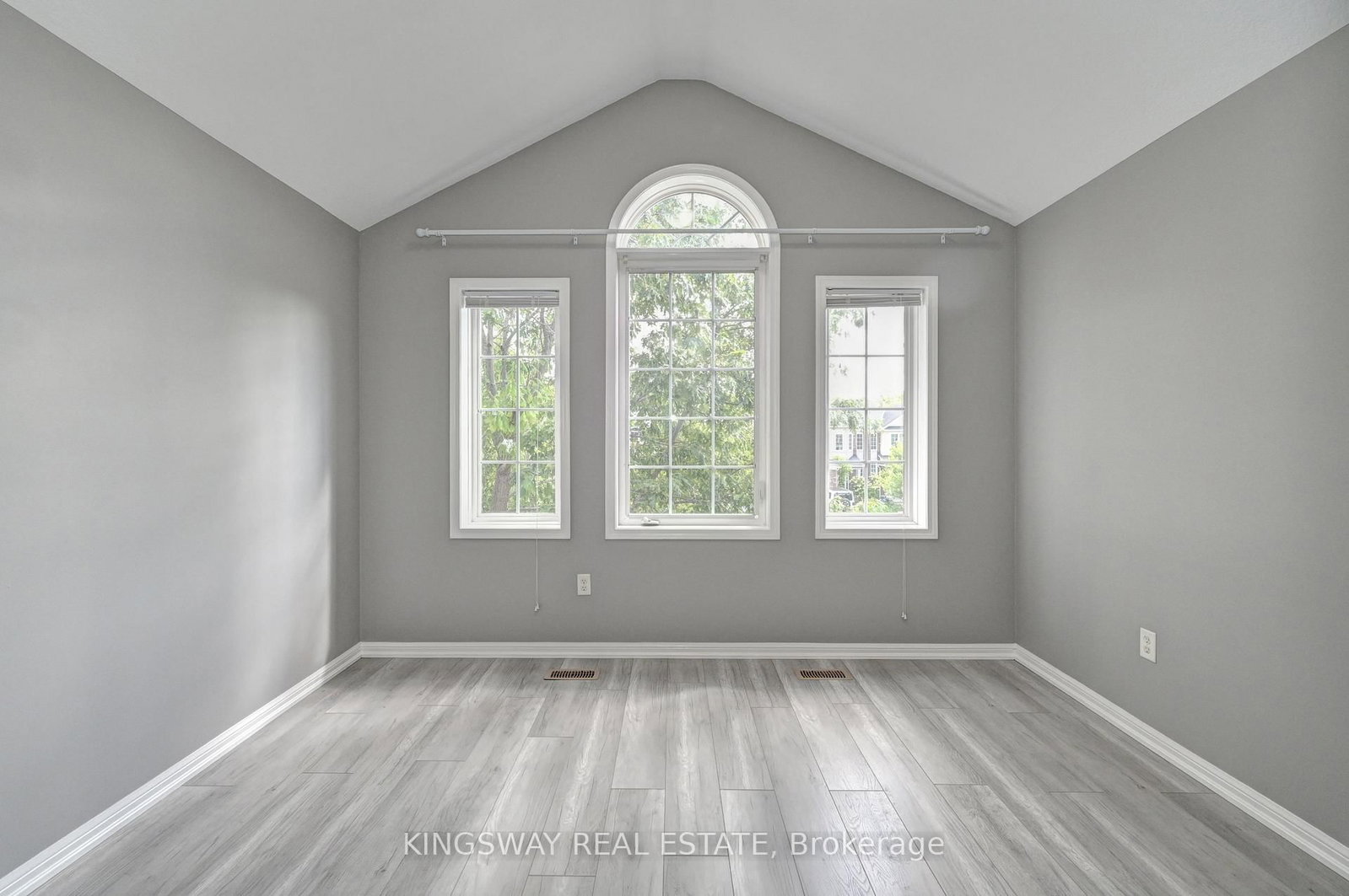 103 Blackbird Circle • Cambridge, ON photo 28