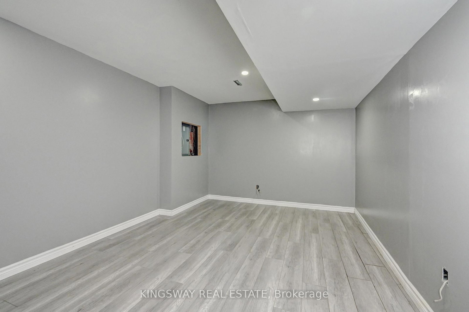 103 Blackbird Circle • Cambridge, ON photo 37