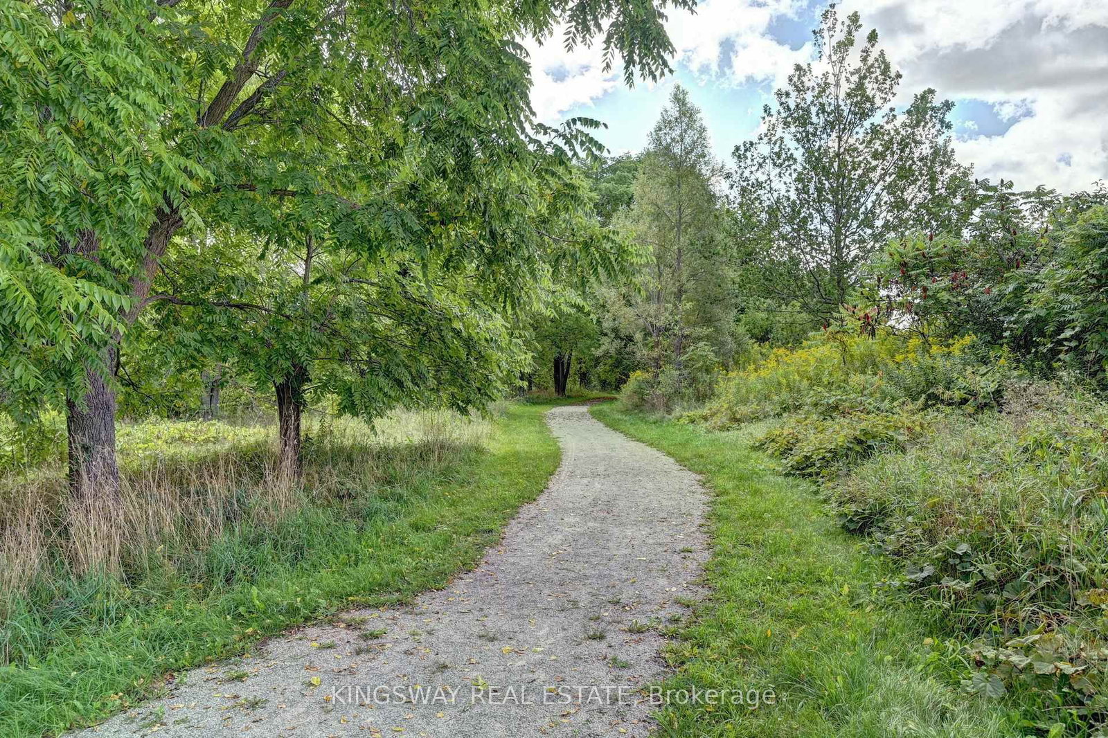 103 Blackbird Circle • Cambridge, ON photo 41