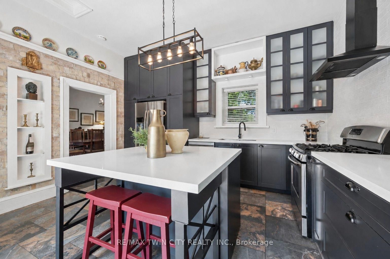 66 Park Hill Road E • Cambridge, ON photo 10