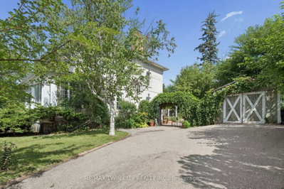 66 Park Hill Road E • Cambridge, ON photo 2