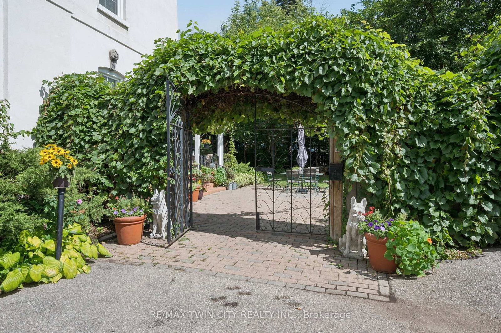 66 Park Hill Road E • Cambridge, ON photo 5