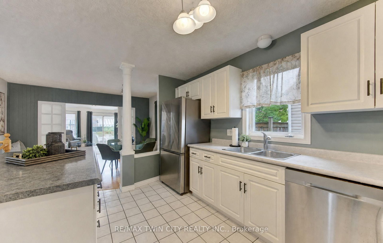 95 York Street E • Centre Wellington, ON photo 17