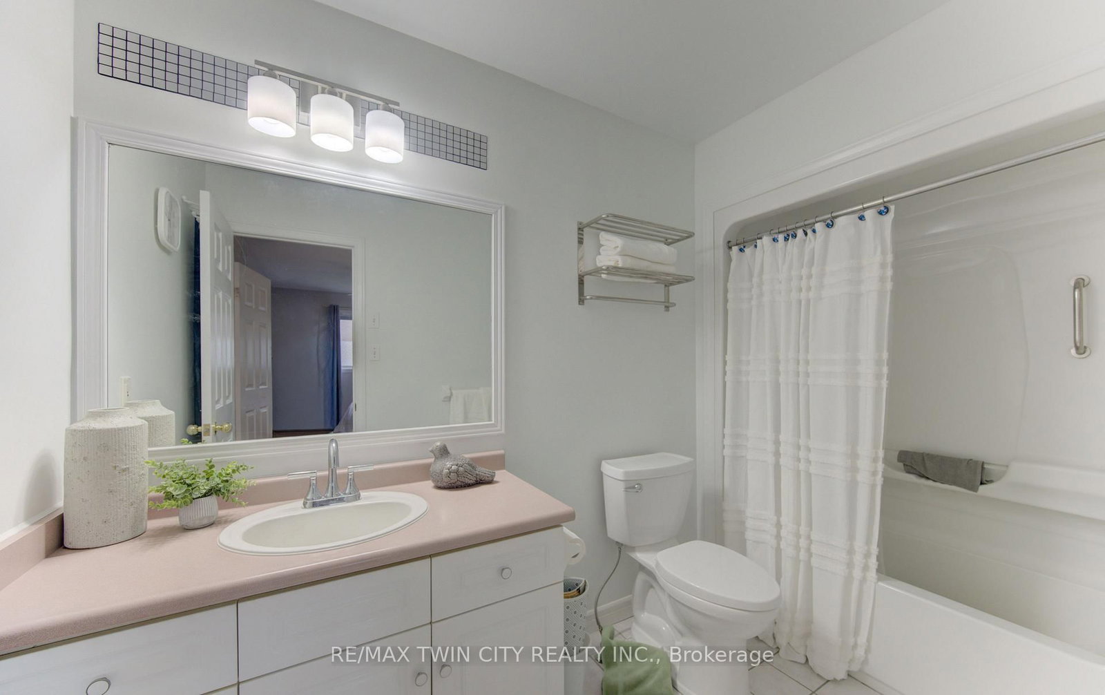 95 York Street E • Centre Wellington, ON photo 25