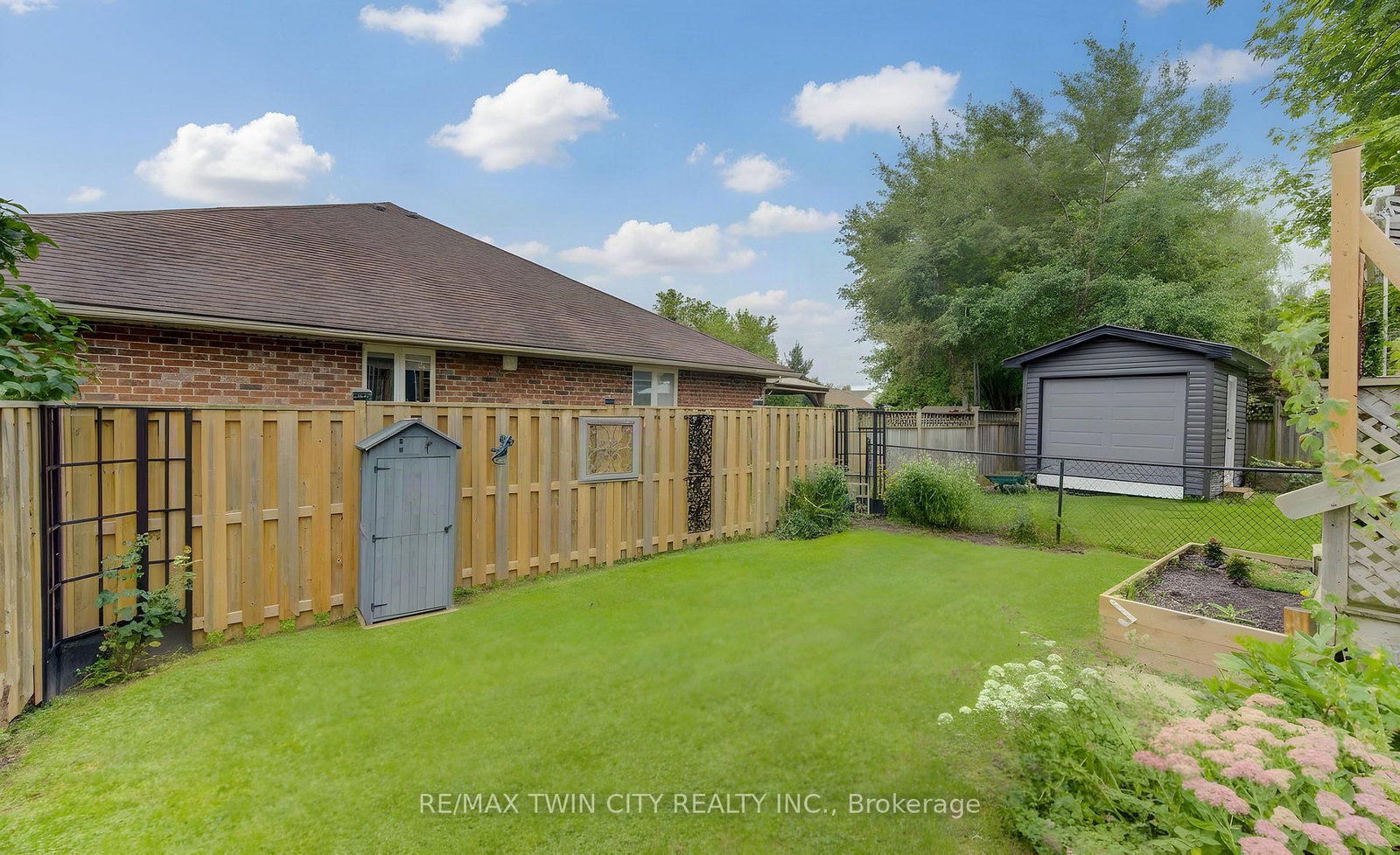 95 York Street E • Centre Wellington, ON photo 39