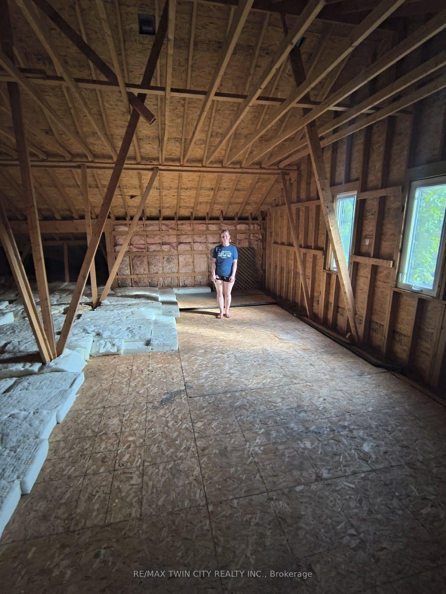 95 York Street E • Centre Wellington, ON photo 43