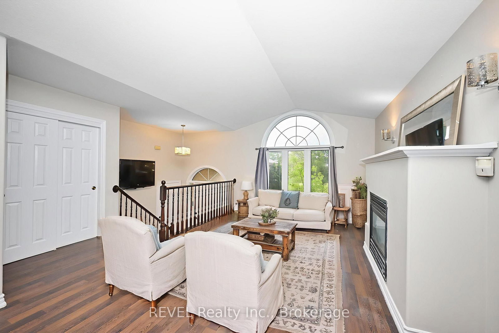 28 QUAKER Road • Welland, ON photo 5