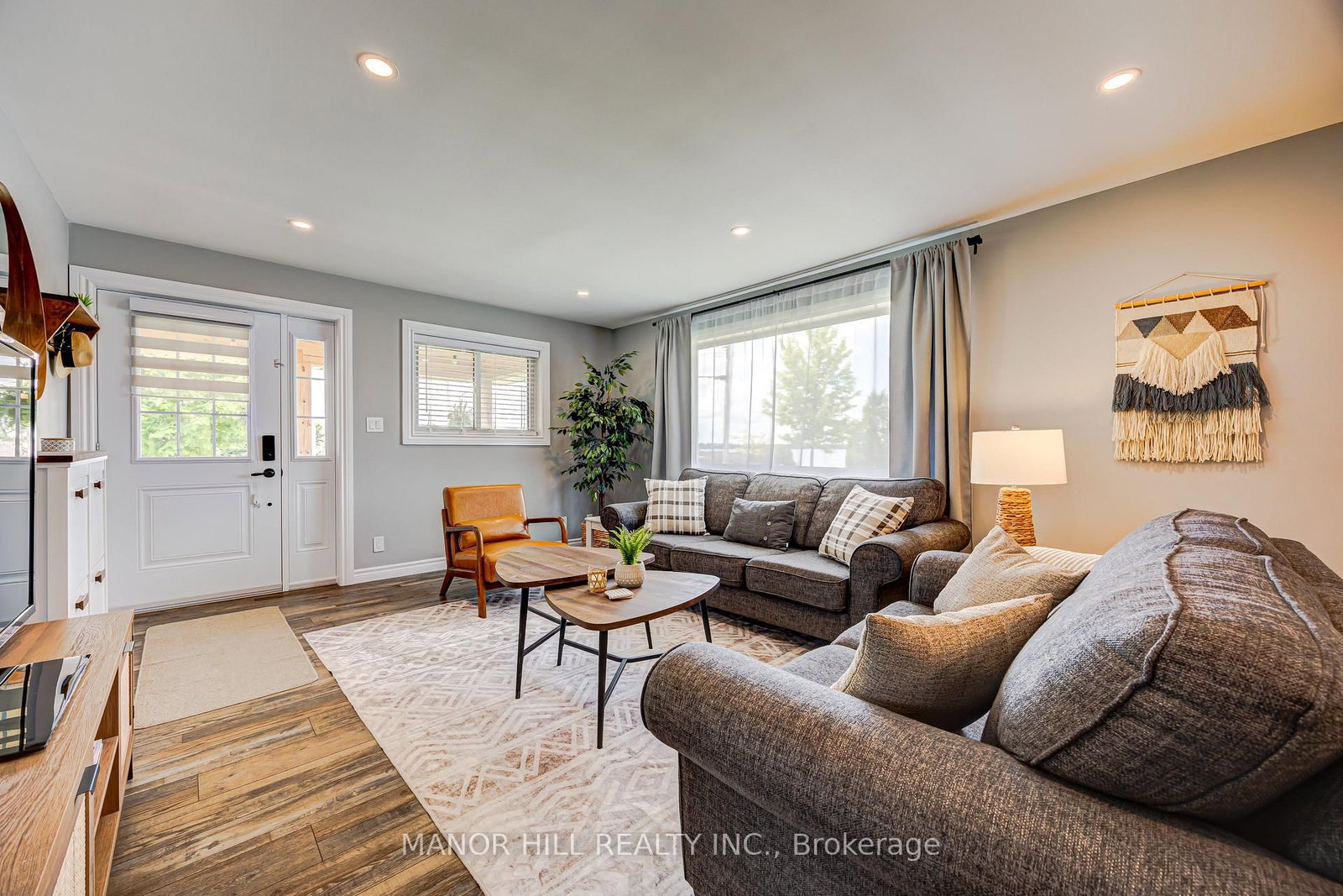 56 West Street N • Kawartha Lakes, ON photo 8