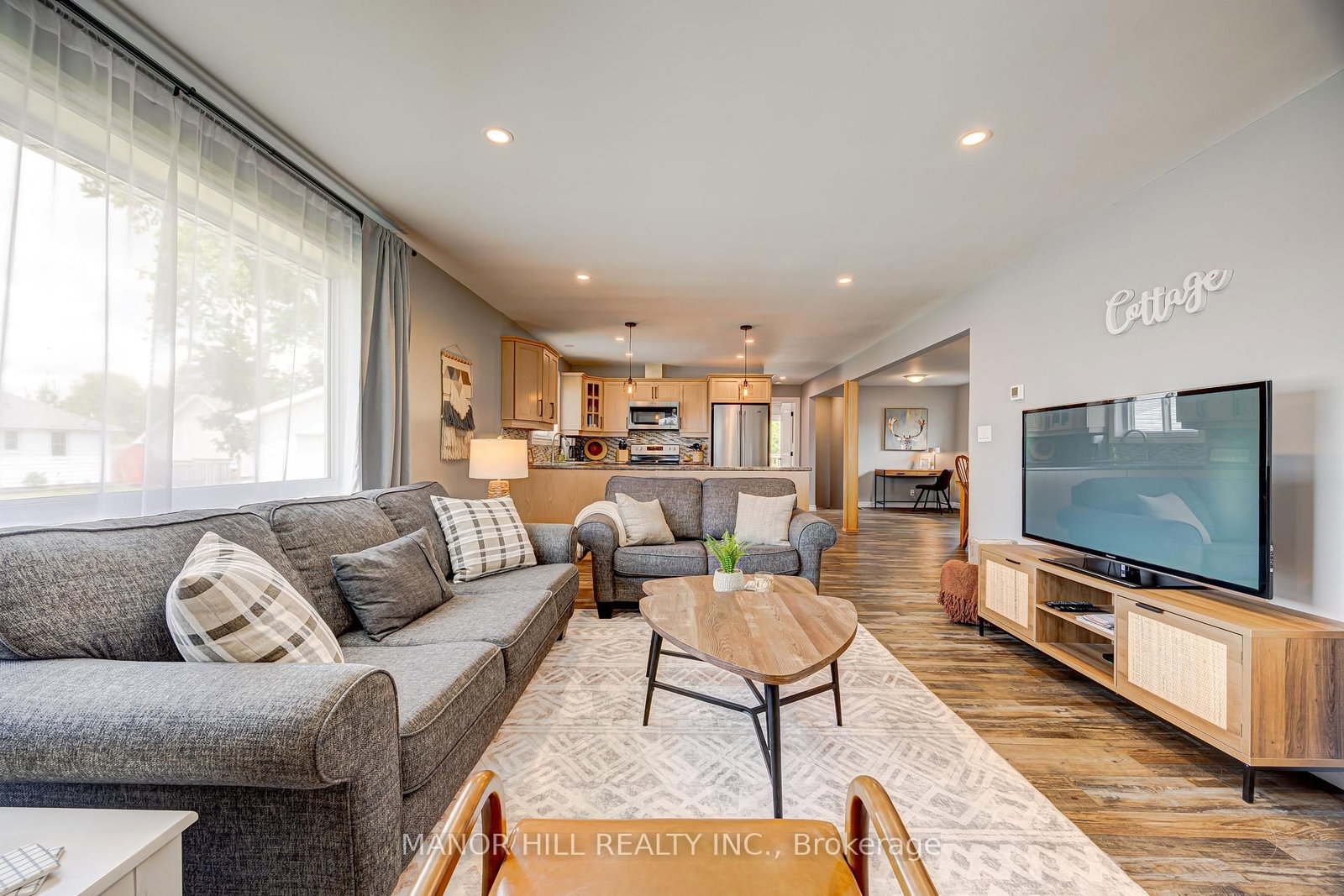 56 West Street N • Kawartha Lakes, ON photo 9