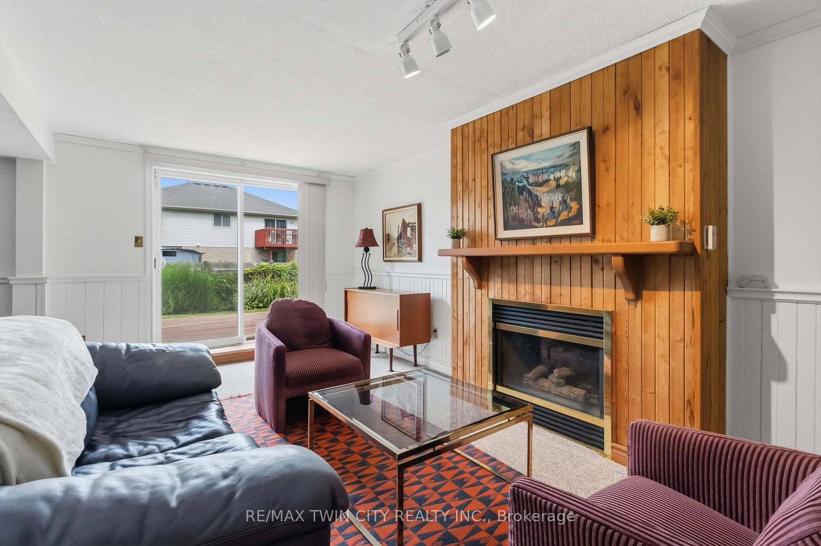 22 Allensgate Drive • Brantford, ON photo 21