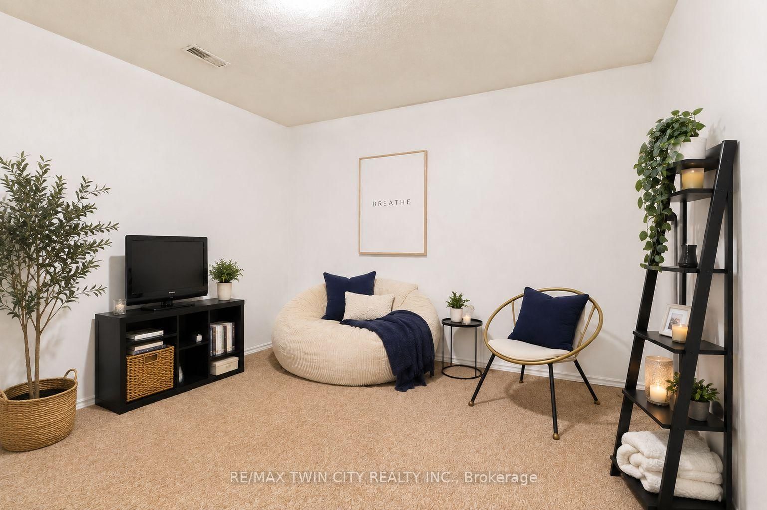 22 Allensgate Drive • Brantford, ON photo 30