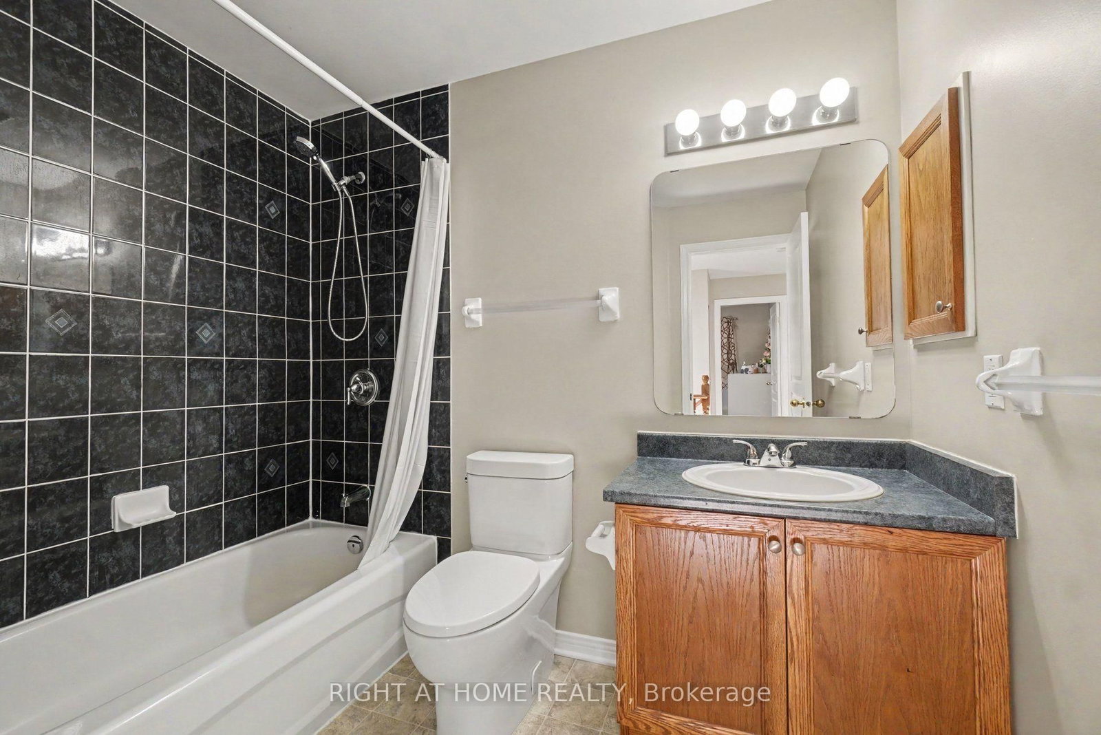 623 Wild Shore Crescent • Ottawa, ON photo 24