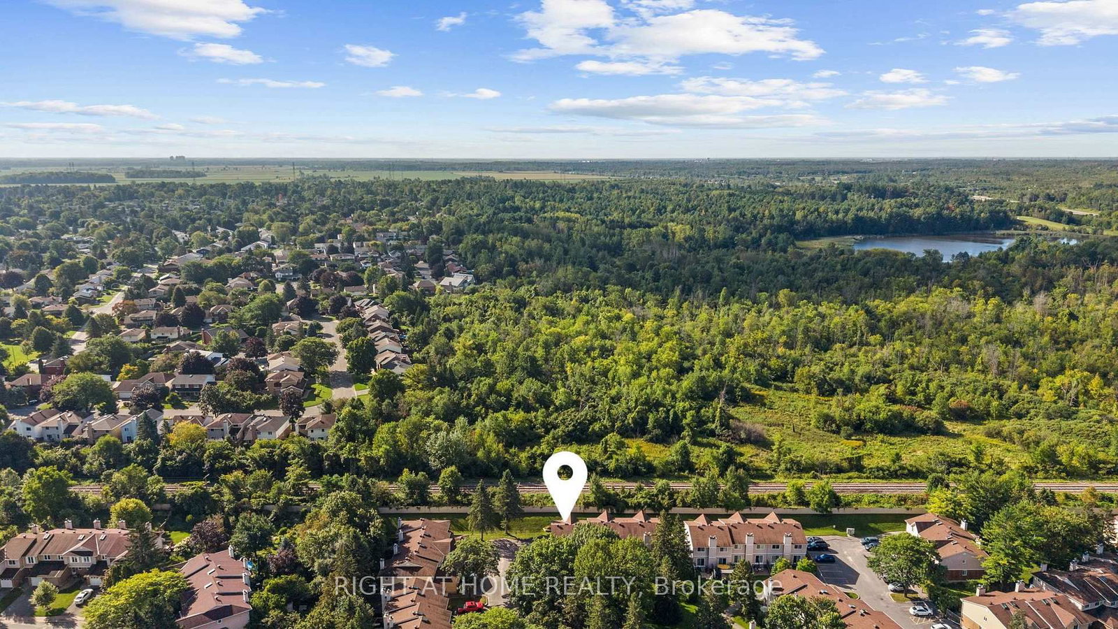 158F VALLEY STREAM Drive • Ottawa, ON photo 27