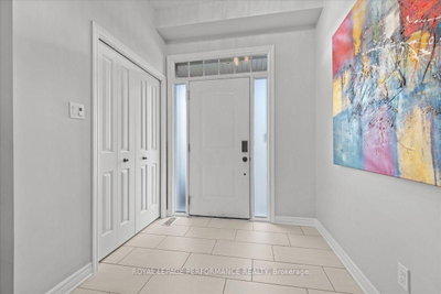 929 Verbena Crescent • Ottawa, ON photo 2