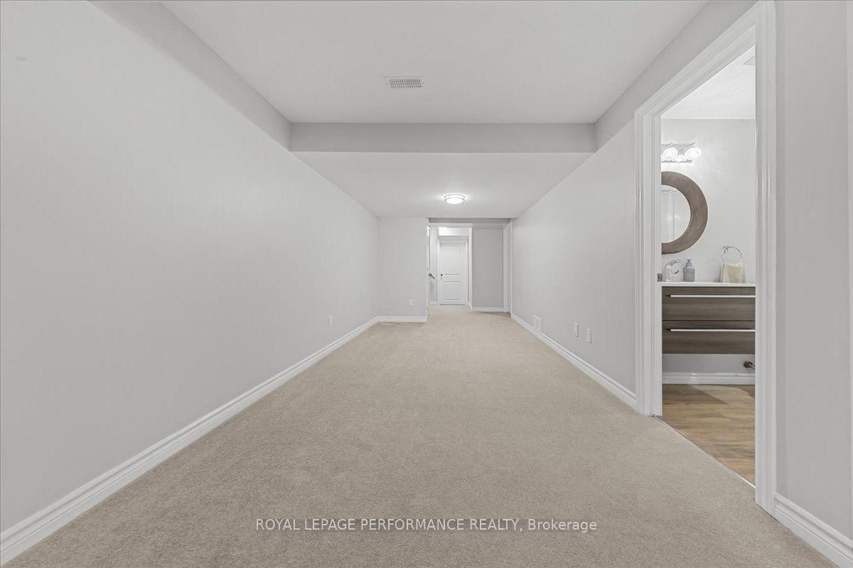 929 Verbena Crescent • Ottawa, ON photo 35