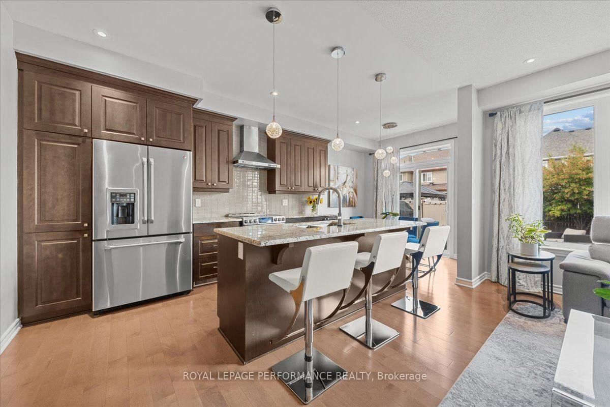 929 Verbena Crescent • Ottawa, ON photo 9