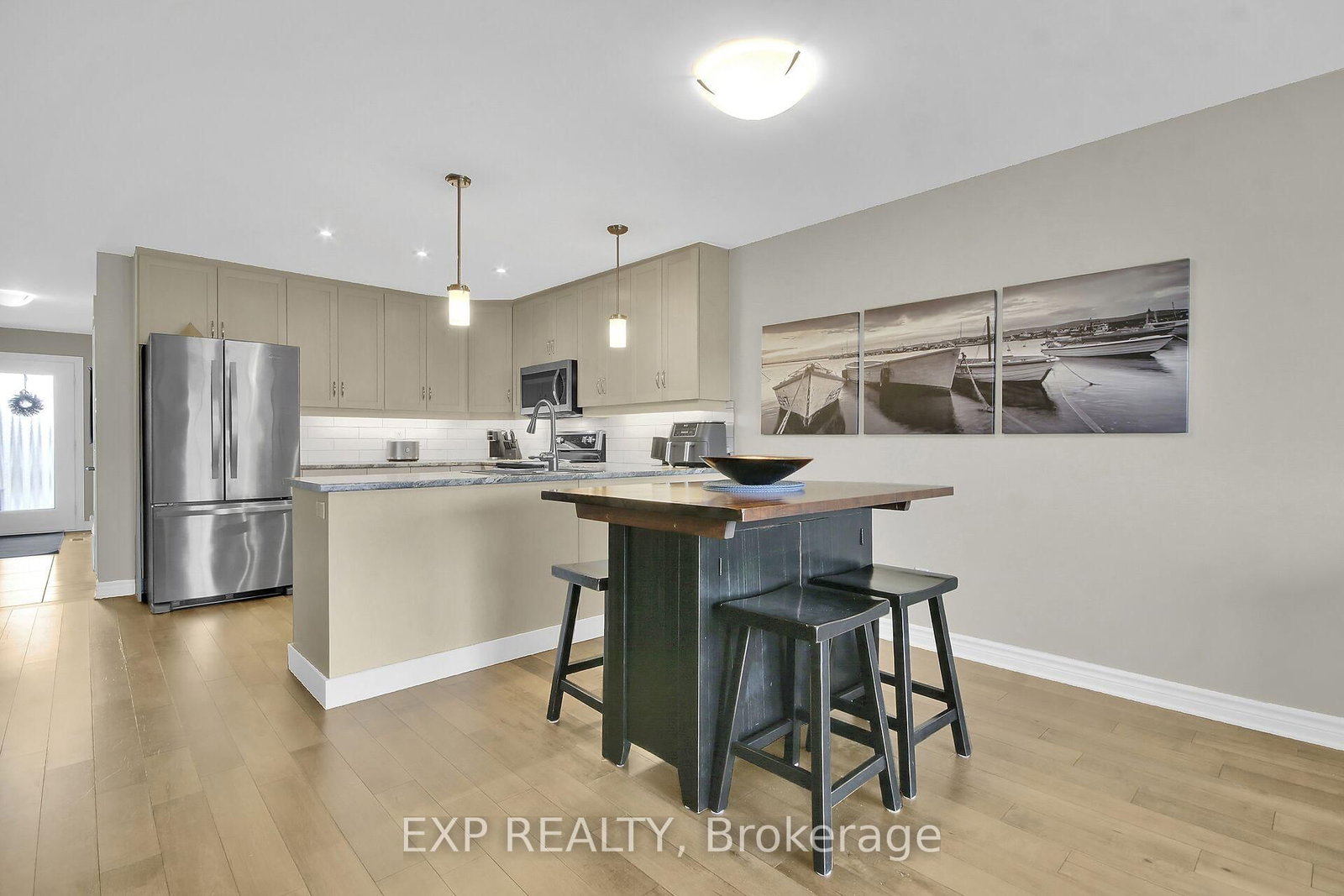 374 Honeyborne Street • Almonte, ON photo 10