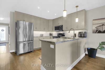 374 Honeyborne Street • Almonte, ON photo 6