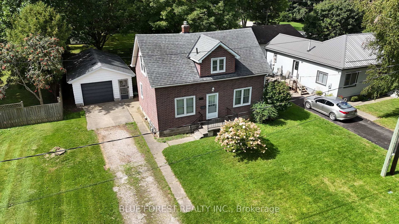 228 Flora Street • West Elgin, ON photo 2