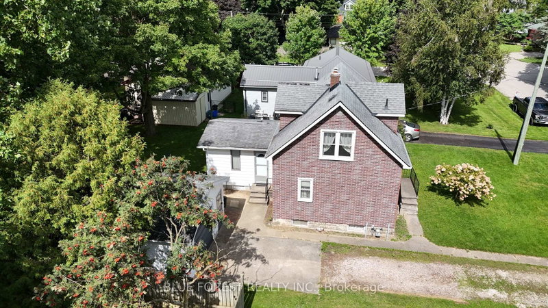 228 Flora Street