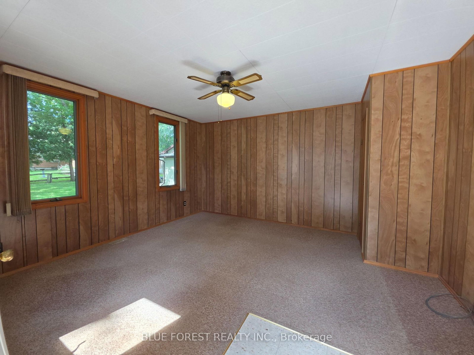 228 Flora Street • West Elgin, ON photo 31