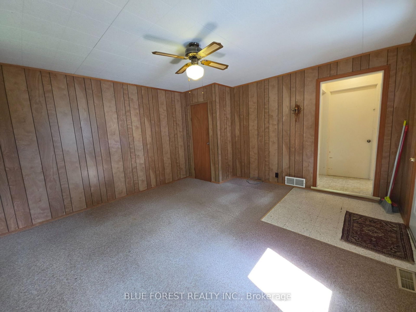 228 Flora Street • West Elgin, ON photo 33